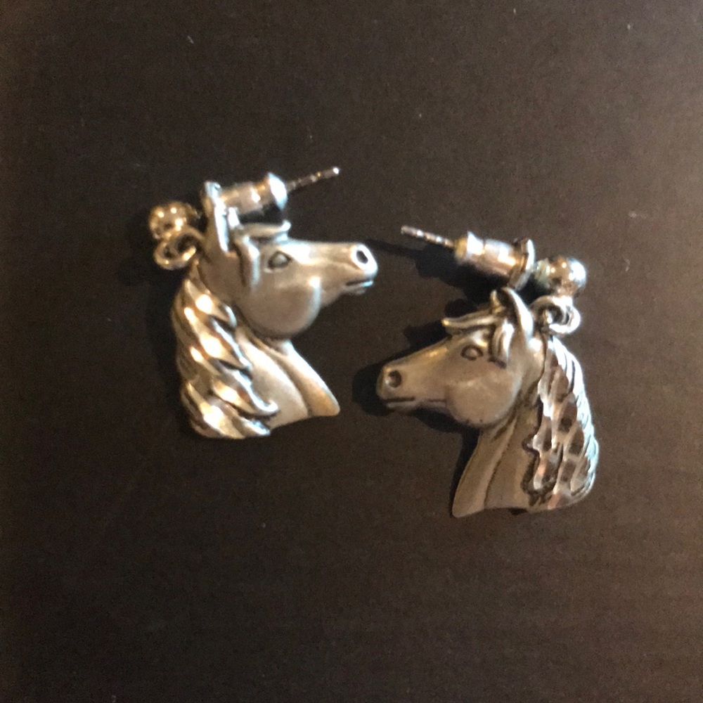 Horse earrings